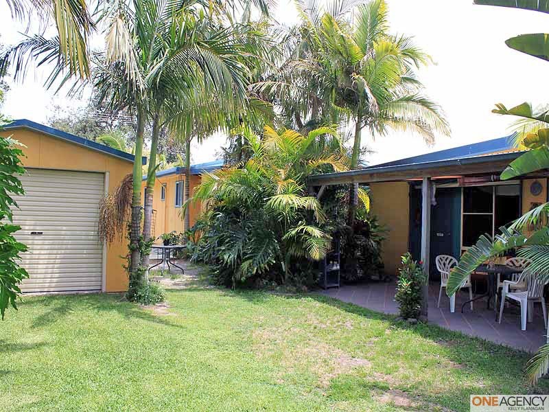 41 Straight Street, Hat Head NSW 2440