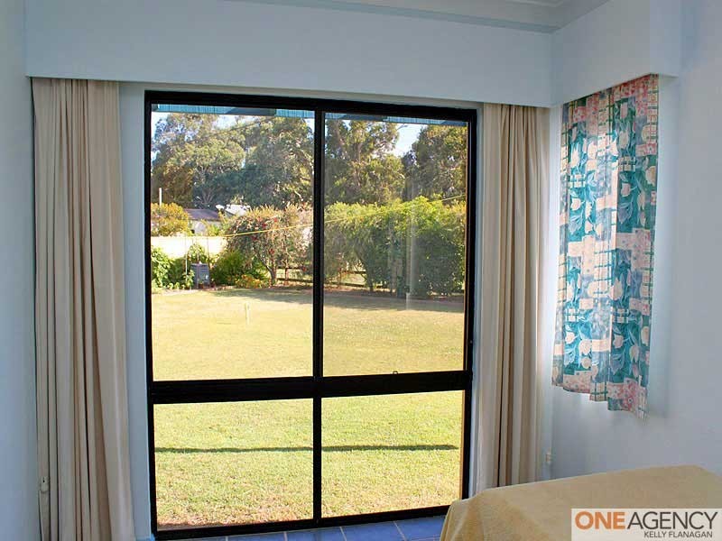 5 Straight Street, Hat Head NSW 2440