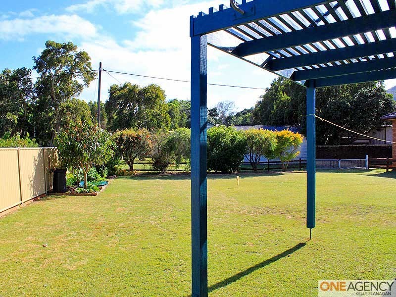 5 Straight Street, Hat Head NSW 2440