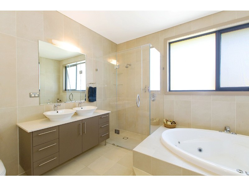 3 Carlow Crescent, Killarney Heights NSW 2087