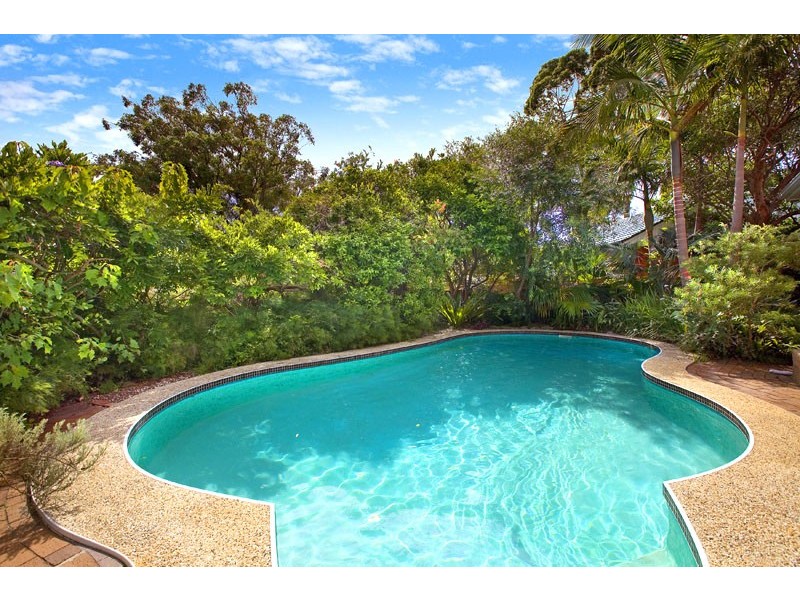 4 Deakin Street, Forestville NSW 2087