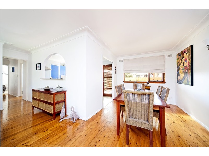 1 Cliff Point Place, Frenchs Forest NSW 2086