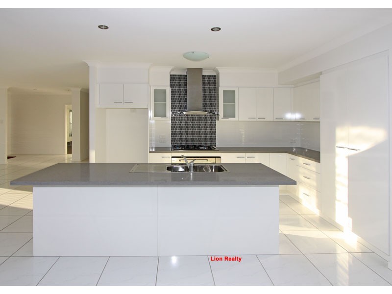 5 Emerson Close, Durack QLD 4077