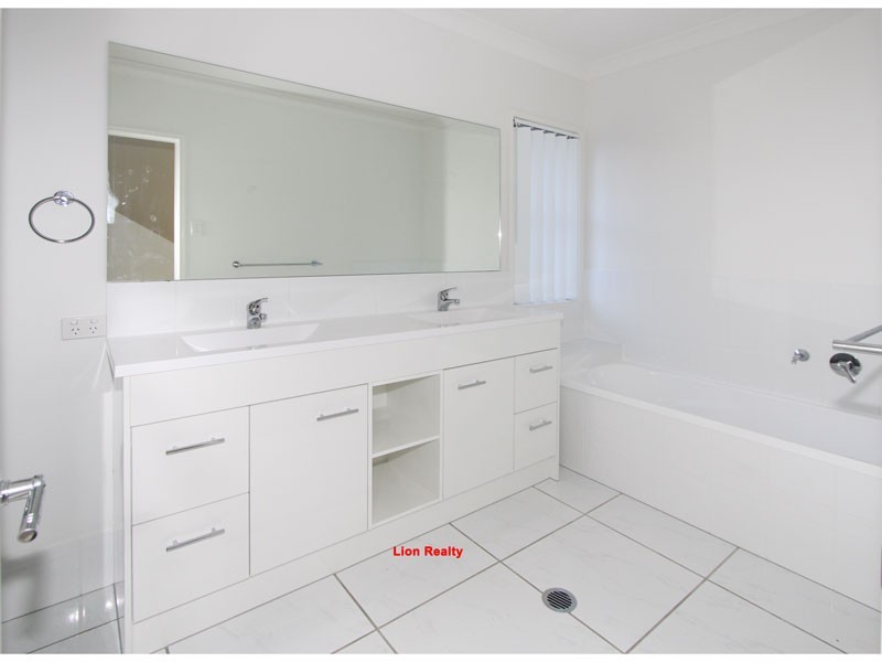 5 Emerson Close, Durack QLD 4077