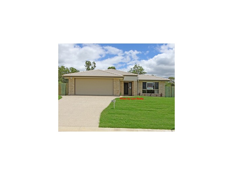 15 Linfield Street, Hillcrest QLD 4118