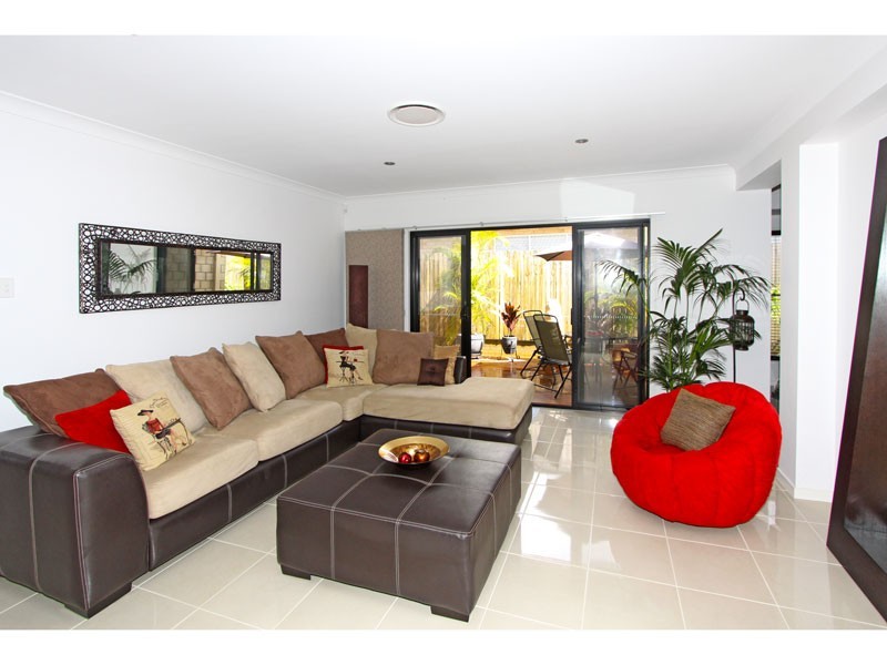 31 Casuarina Cct, Heathwood QLD 4110