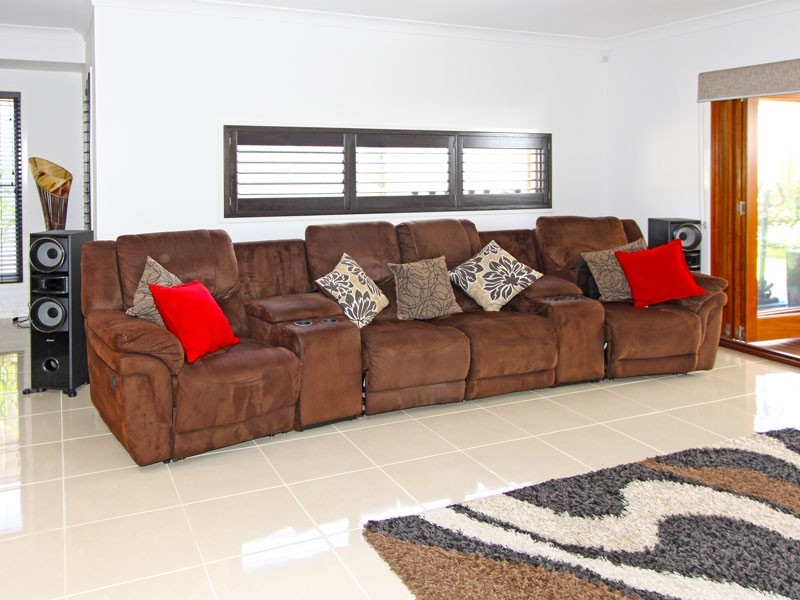 31 Casuarina Cct, Heathwood QLD 4110