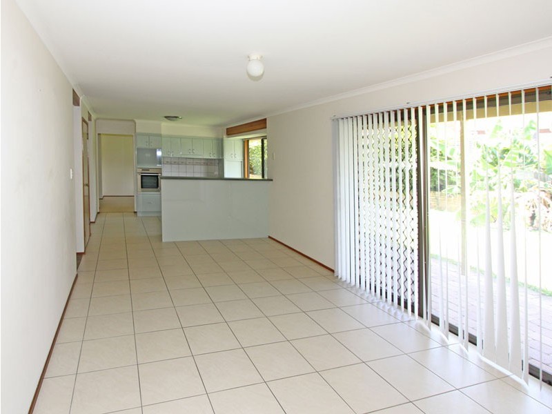 2 Cooba Street, Middle Park QLD 4074