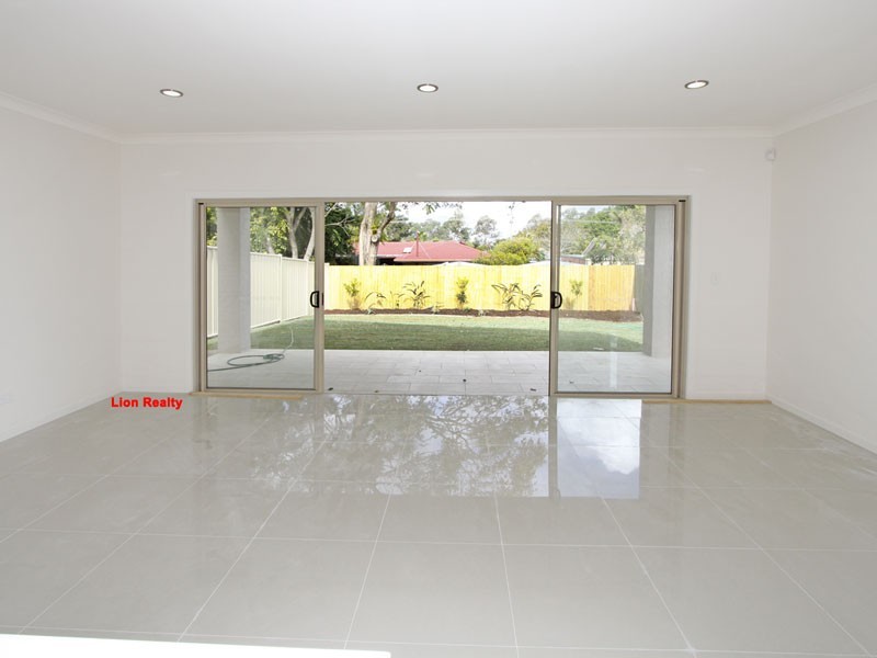 7 Gamenya Drive, Springwood QLD 4127