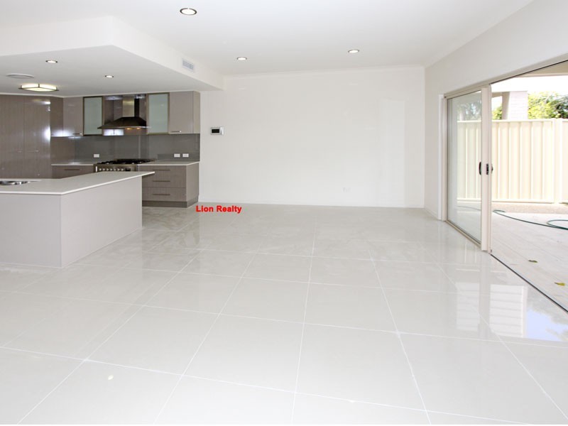 7 Gamenya Drive, Springwood QLD 4127