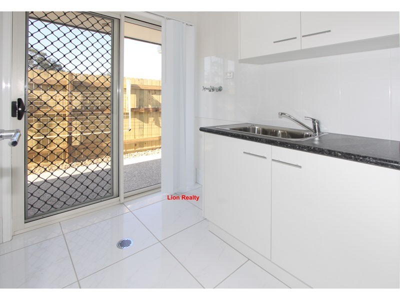 15 Armisfield Street, Doolandella QLD 4077