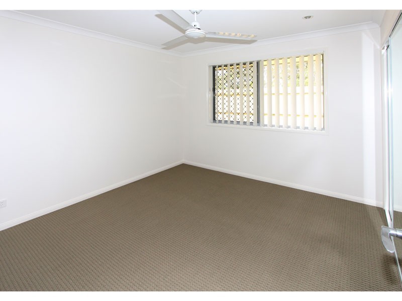 3 Fred Pham Crescent, Doolandella QLD 4077