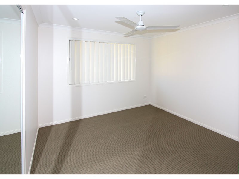 3 Fred Pham Crescent, Doolandella QLD 4077