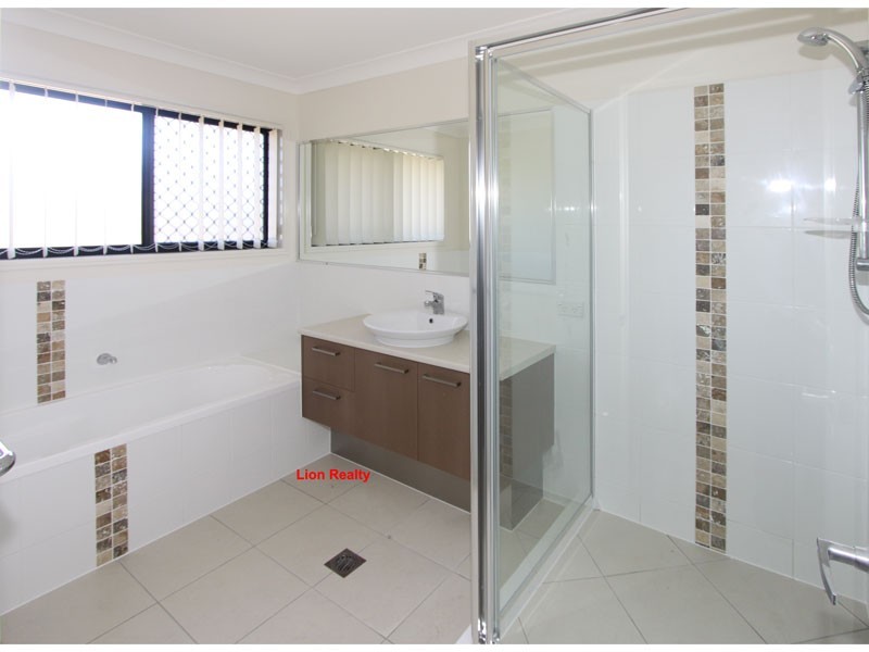 30 Finetti Cct, Durack QLD 4077