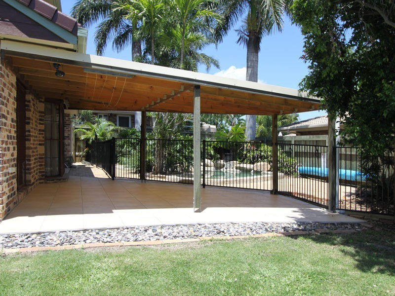 16 Tobin Street, Middle Park QLD 4074