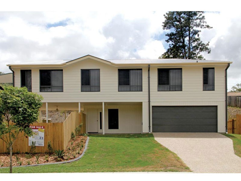 Blackstone QLD 4304
