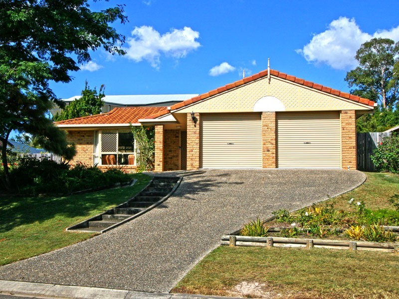 27 Leopard Tree, Sinnamon Park QLD 4073
