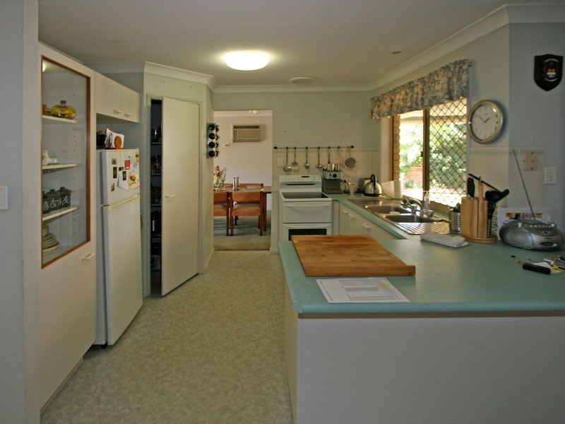 27 Leopard Tree, Sinnamon Park QLD 4073