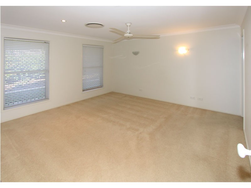 14 Nullarbor Circuit, Forest Lake QLD 4078