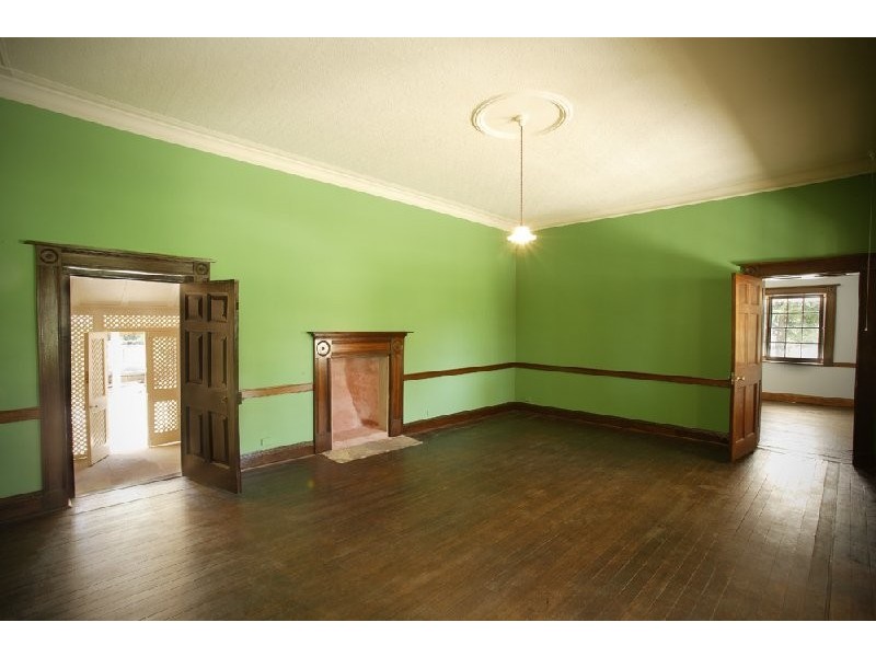 88 Leacocks Lane, Casula NSW 2170