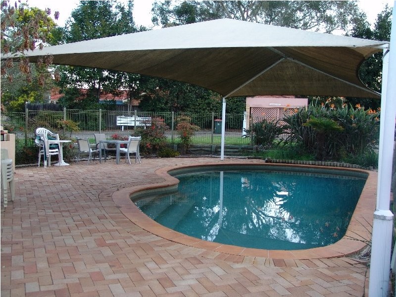 6/20 Continua Court, Wattle Grove NSW 2173