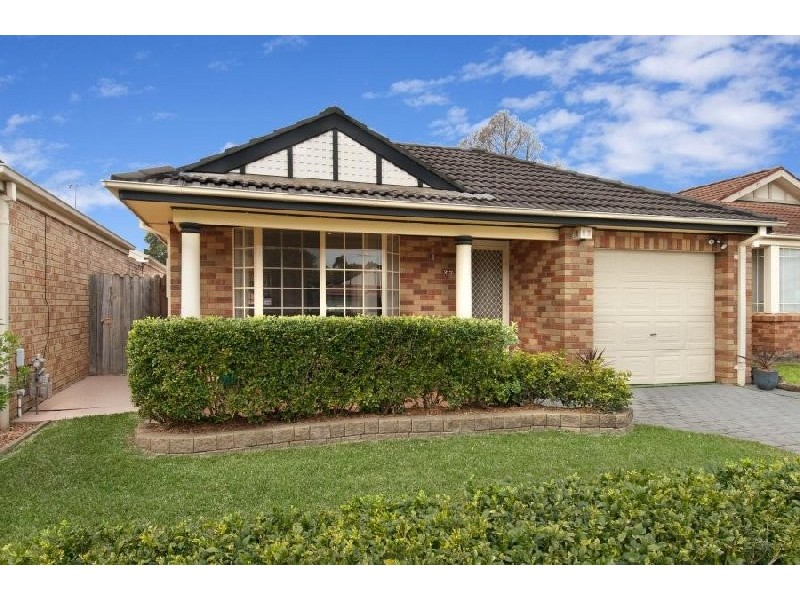 27 Burdekin Crt, Wattle Grove NSW 2173