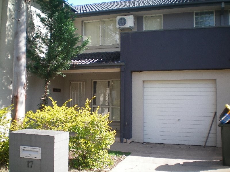 17 Margate Avenue, Holsworthy NSW 2173