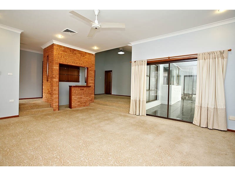 3 Wood Rd, Denham Court NSW 2565