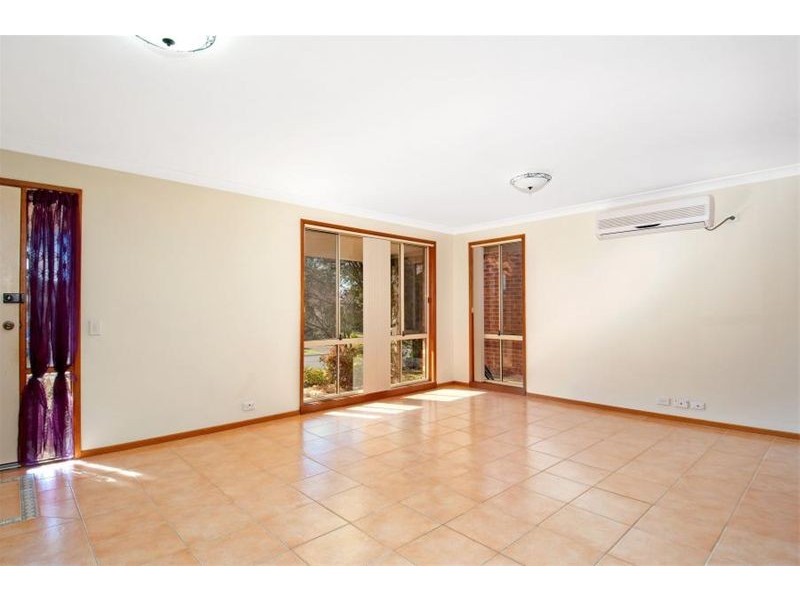 24 Gatley Crt, Wattle Grove NSW 2173