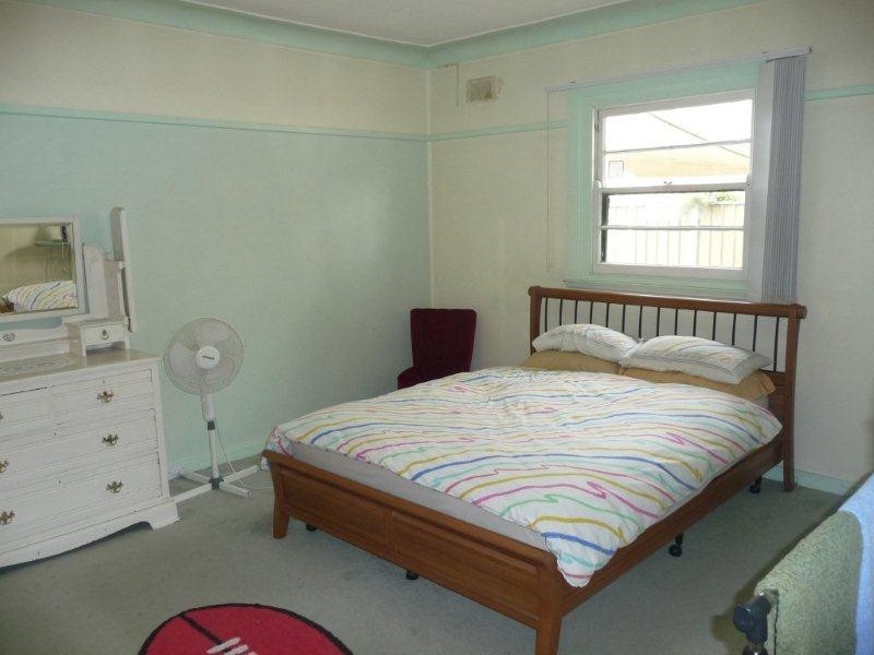 22 Cooper Ave, Moorebank NSW 2170