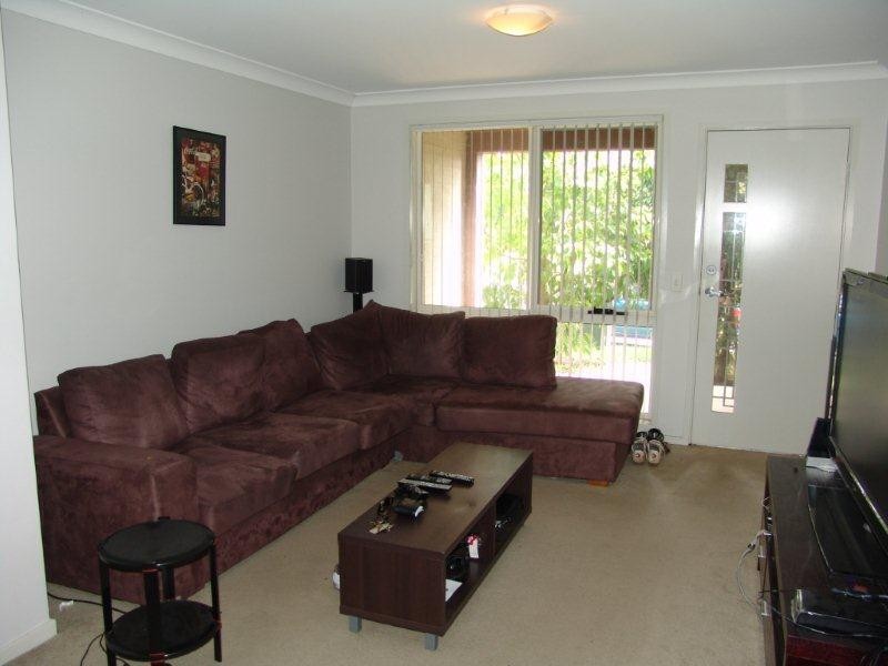 9 Morningside Pde, Holsworthy NSW 2173