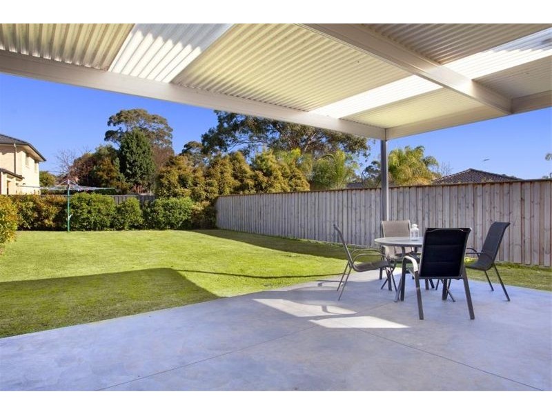28 Whitfield Pde, Hammondville NSW 2170