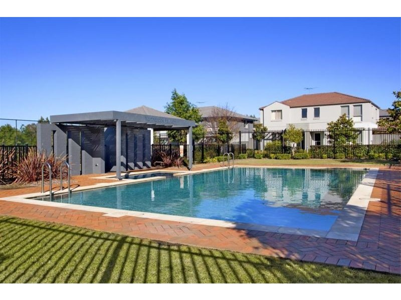 28 Whitfield Pde, Hammondville NSW 2170