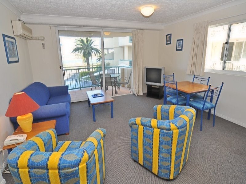 32/484 Marine Parade, Biggera Waters QLD 4216