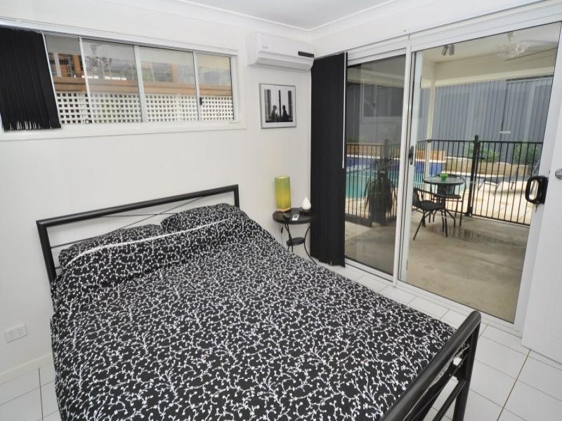 16 Babirra Street, Hope Island QLD 4212