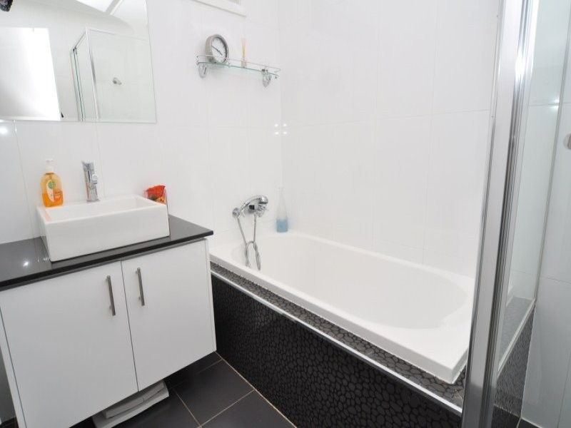 16 Babirra Street, Hope Island QLD 4212