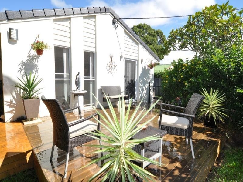 16 Babirra Street, Hope Island QLD 4212