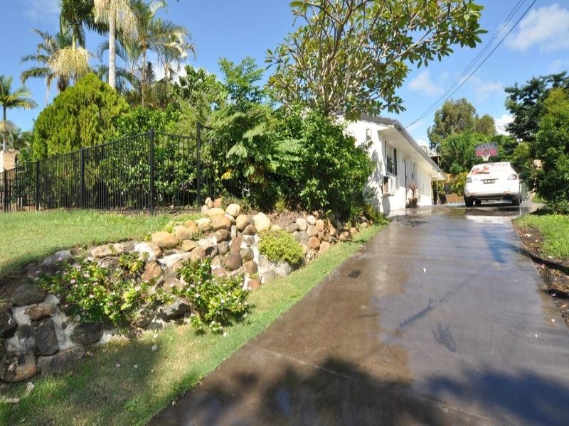 16 Babirra Street, Hope Island QLD 4212