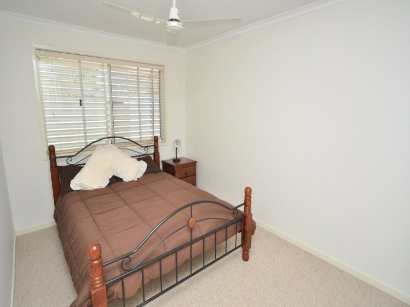 2/47 Milton Avenue, Paradise Point QLD 4216