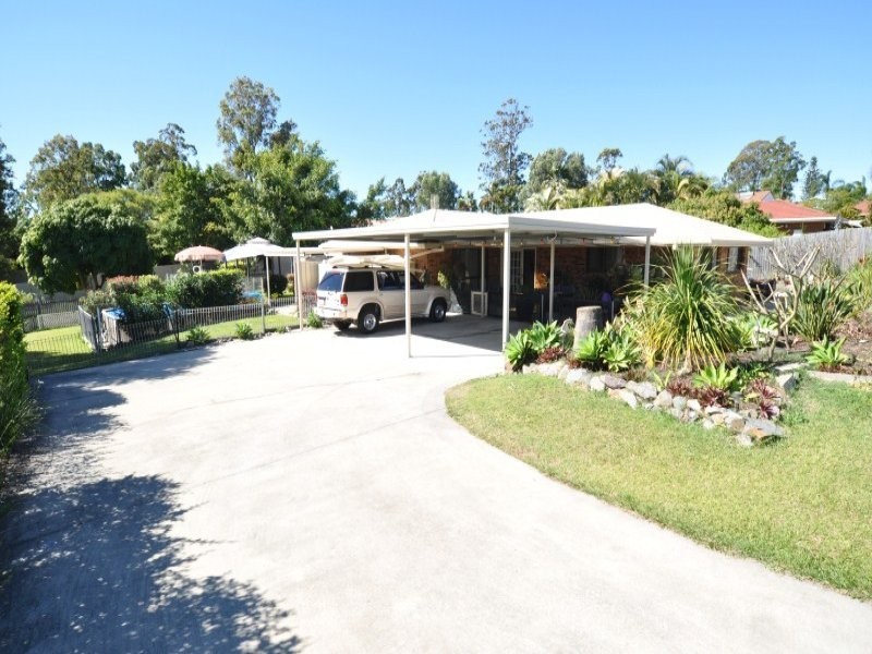 77 Macquarie Avenue, Molendinar QLD 4214