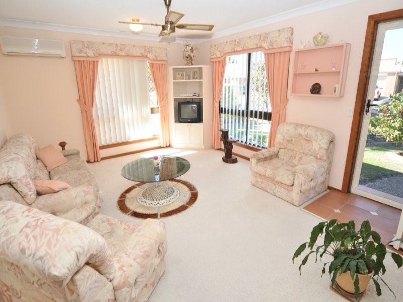 2/8 Maiala Close, Paradise Point QLD 4216