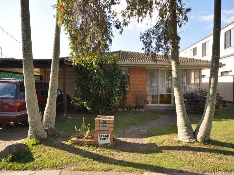 7 Abalone Avenue, Paradise Point QLD 4216