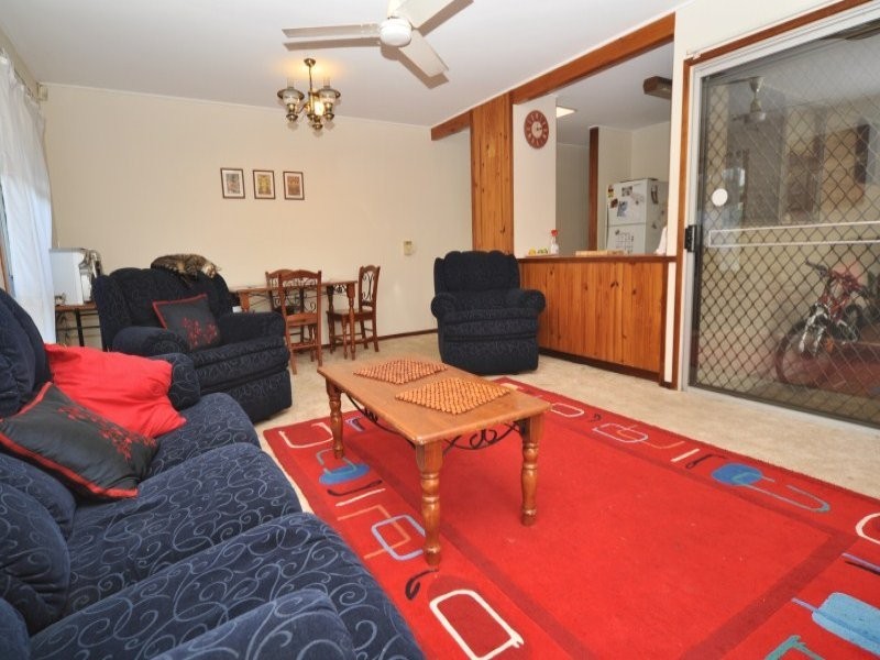 27 Abalone Avenue, Paradise Point QLD 4216