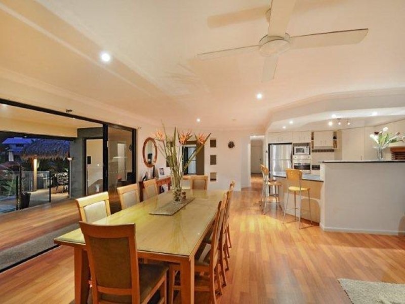 1 Shoe Street, Hope Island QLD 4212