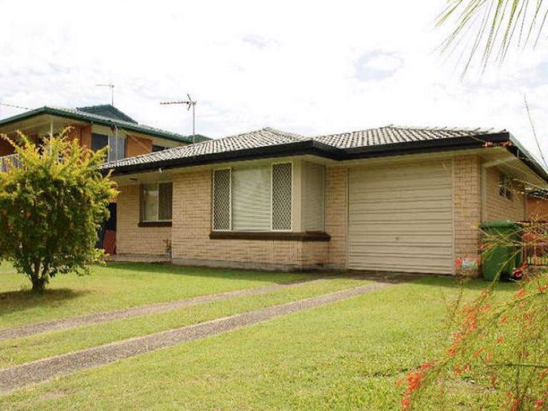 19 Shoveller Avenue, Paradise Point QLD 4216