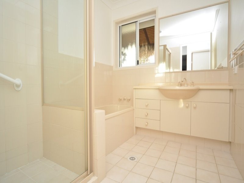 34 Muir Street, Labrador QLD 4215