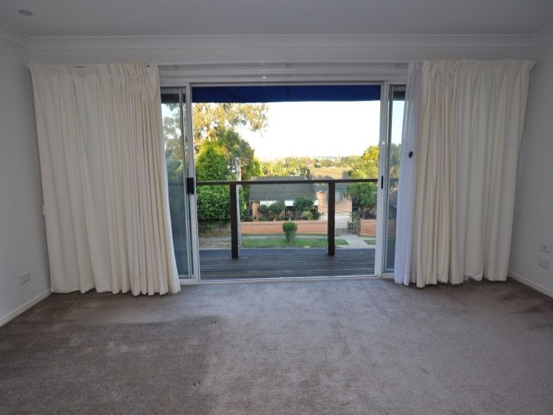 34 Muir Street, Labrador QLD 4215