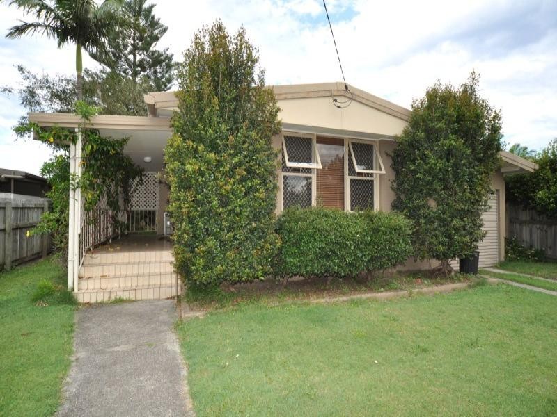 3 Matina Street, Biggera Waters QLD 4216