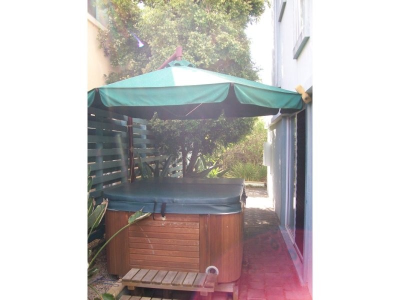 4 Buliti Street, Hope Island QLD 4212