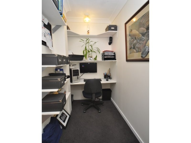 40 Bruce Avenue, Paradise Point QLD 4216